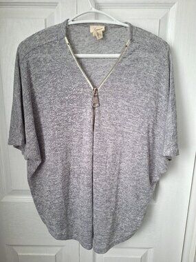 Andrea Jovine Grey V-neck Top